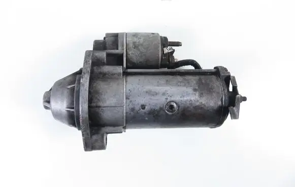 Volkswagen PASSAT B5 Starter motor