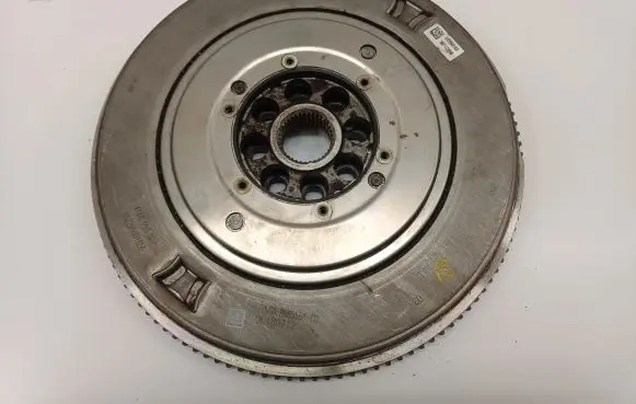 BMW 7 G11 G12 Flywheel 8685566