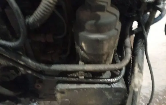 Opel Zafira A Oil filter cover
