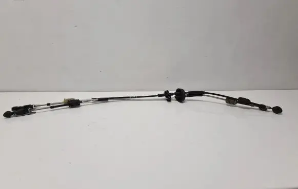 Opel Meriva B Gear shift cable linkage 55564862