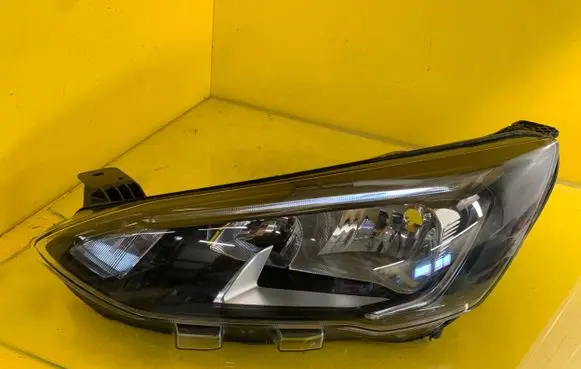 Ford Focus Headlight/headlamp MX7B-13E015-CC