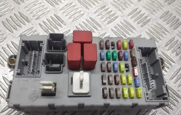Fiat Bravo Fuse box cover 51829178CPL