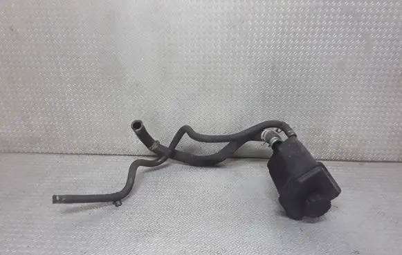 Chrysler 300 - 300C Power steering fluid tank/reservoir