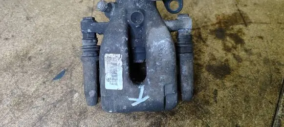 Peugeot 308 Rear brake caliper