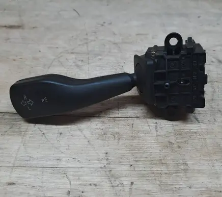 BMW 3 E46 Indicator stalk 01104000