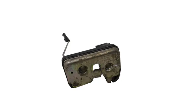 Volkswagen Golf III Tailgate/trunk/boot lock/catch/latch 1H6827505