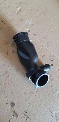 Mercedes-Benz E C207 W207 Engine coolant pipe/hose A2712002056
