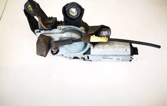 Audi A4 S4 B5 8D Rear window wiper motor 8d9955711 404217