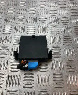 Volkswagen PASSAT B6 Gateway control module 3C0907530E 3C0907951