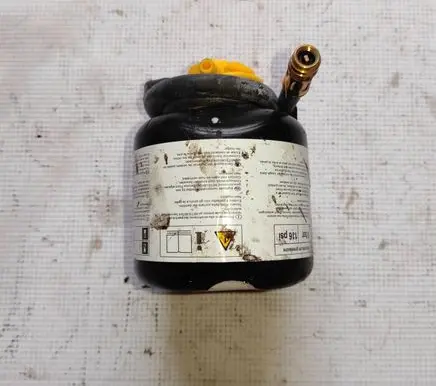 Mitsubishi Colt Tire air pump compressor 4269a042
