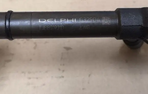 Opel Astra G Fuel injector TJBB01901D