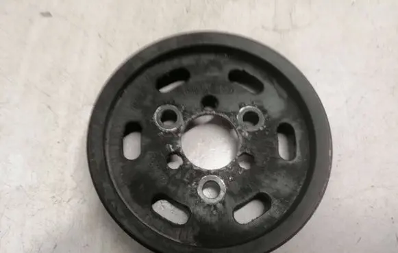Audi A4 S4 B5 8D Power steering pump pulley 038145255D