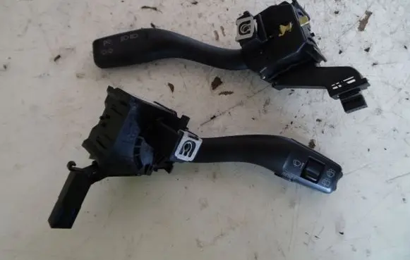 Audi A3 S3 8P Tailgate/trunk/boot open switch 