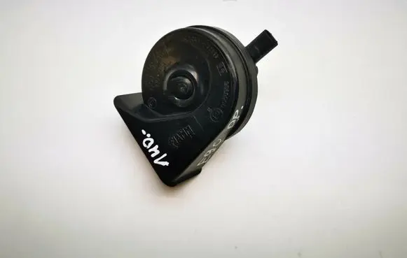 BMW 3 E90 E91 Horn signal E30055306
