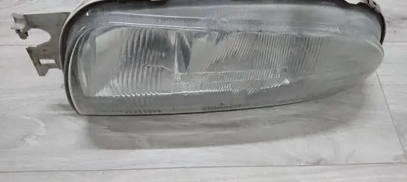 Ford Fiesta Headlight/headlamp