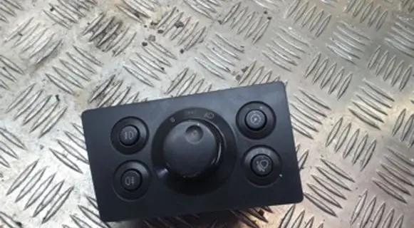 Opel Zafira B Light switch 13205865 04061100