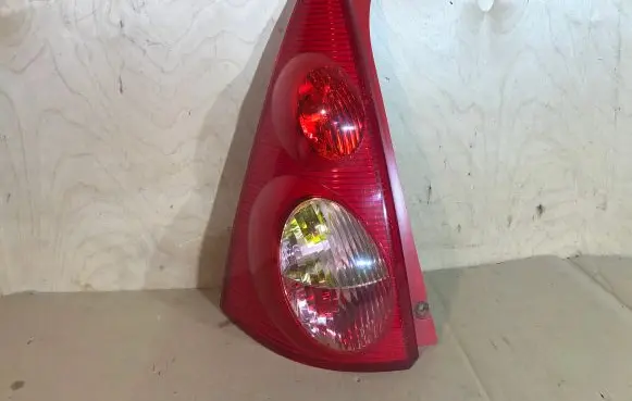 Rear/tail lights