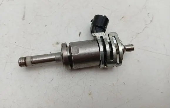 Lexus RX 450H Fuel injector 2325031120