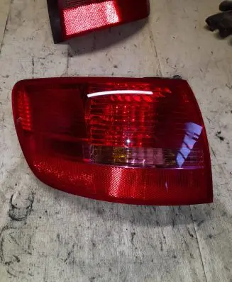 Audi A6 S6 C6 4F Rear/tail lights 4F9945095 89039536 89033741