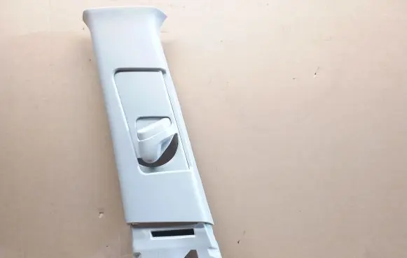 Toyota RAV 4 (XA40) (B) pillar trim (top) 7302433030