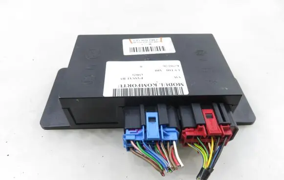 Volkswagen PASSAT B5 Central body control module 1J0959799F