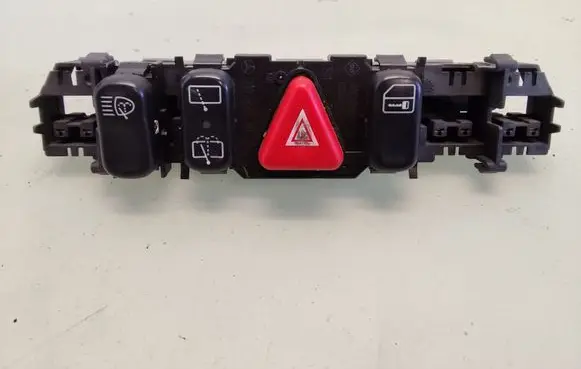 Mercedes-Benz E W210 Hazard light switch 2108210071