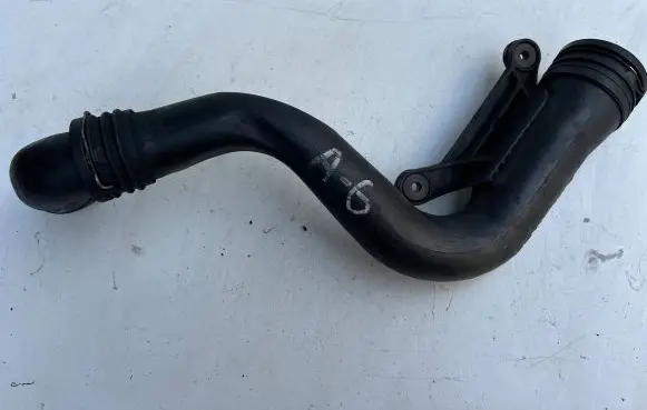 Audi A3 S3 A3 Sportback 8P Intercooler hose/pipe 1K0145762P