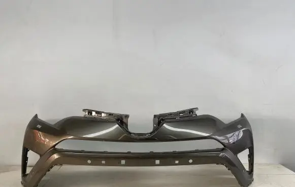Toyota RAV 4 (XA40) Front bumper