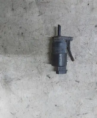 Renault Espace III Windscreen/windshield washer pump 7700802396