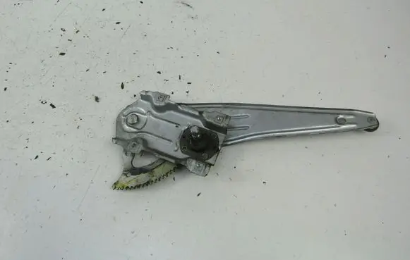Toyota Yaris Verso Rear door manual window regulator 