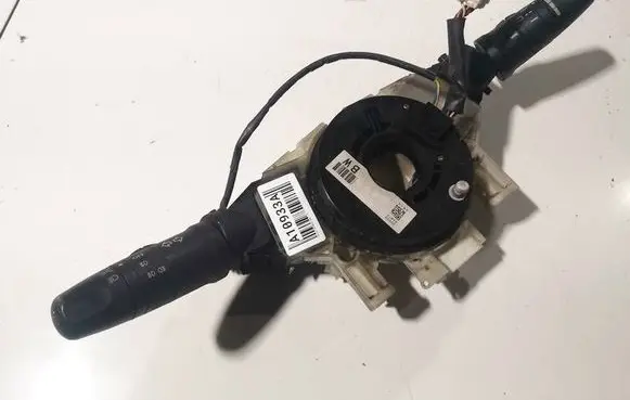 Nissan Primera Wiper turn signal indicator stalk/switch 25560ba070