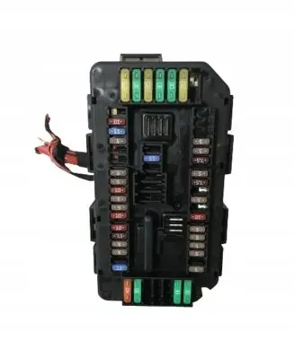 BMW 1 F20 F21 Fuse module 9389068