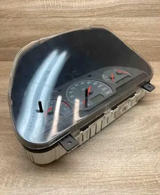 Volvo S40, V40 Speedometer (instrument cluster) 30889706D 01W09D5