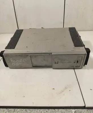 Honda Accord Radio/CD/DVD/GPS head unit WA6GA05334 RMJ35EBZ 08A265E6100