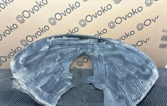 Volvo XC90 Front wheel arch liner splash guards