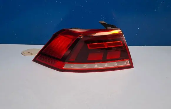 Volkswagen PASSAT B8 Rear/tail lights 3G5945095H F0374100B