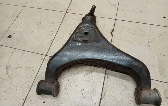 Mercedes-Benz Sprinter W901 W902 W903 W904 Front control arm