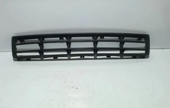Volkswagen Golf IV Front bumper lower grill 1J0853677