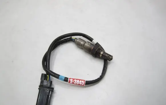 Volkswagen Tiguan Lambda probe sensor 04L906262M