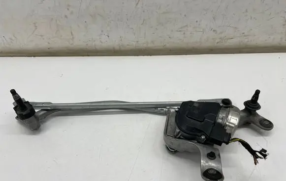 Front wiper linkage and motor