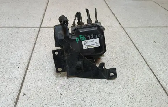 Mazda CX-9 ABS Pump TD74437AOB