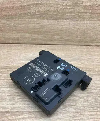 Mercedes-Benz E W211 Door control unit/module 2118201526 256805