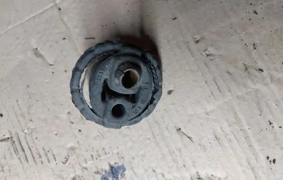 Muffler mount bracket/holder
