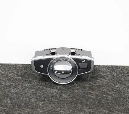 Mercedes-Benz C W205 Light switch