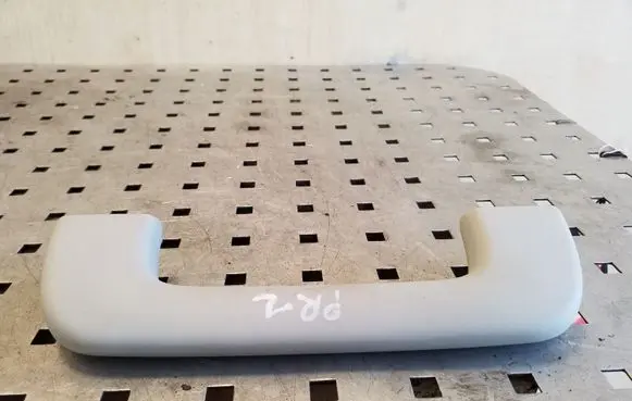 Audi A8 S8 D4 4H Front interior roof grab handle 4H0857607B