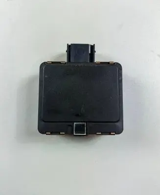 Volkswagen Golf VII Distronic sensor radar 5Q0907561E 0203300310