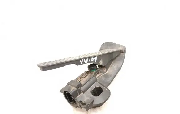 Volkswagen PASSAT B7 Accelerator throttle pedal 1K2723503AE