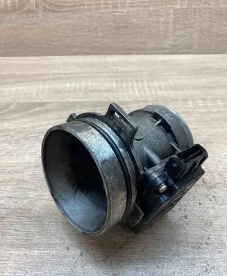 Ford Mondeo MK II Mass air flow meter 93BB12B579BA AFH6002A 4K14