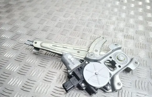 Mitsubishi Lancer VIII Rear door window regulator with motor 005060
