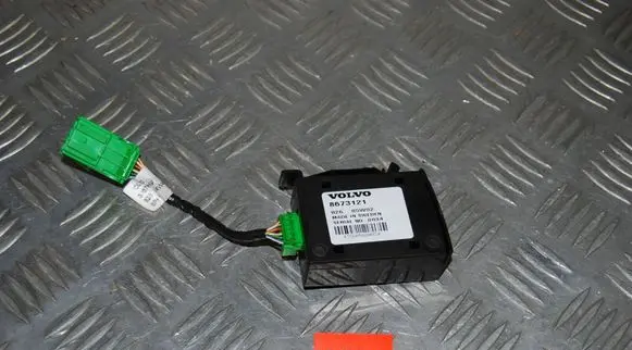 Volvo V50 Other control units/modules 8673121